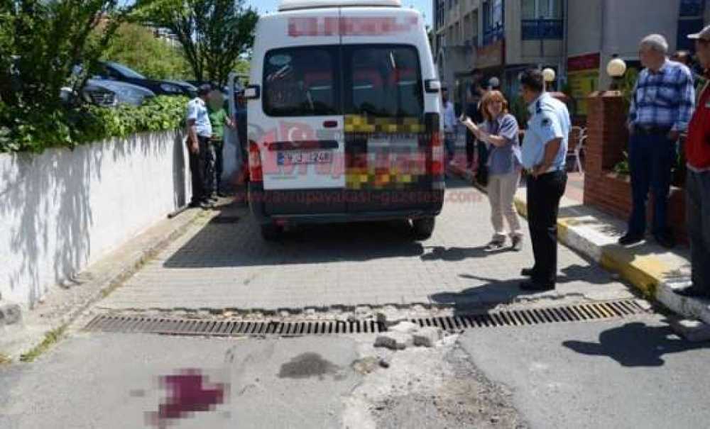 Manevra Yapan Servis Minibüsü Yaşlı Kadını Ezdi, Sürücü Şoka Girdi