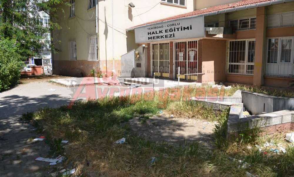 Eski Halk Eğitim Merkezi ‘Nin Durumu İçler Acısı