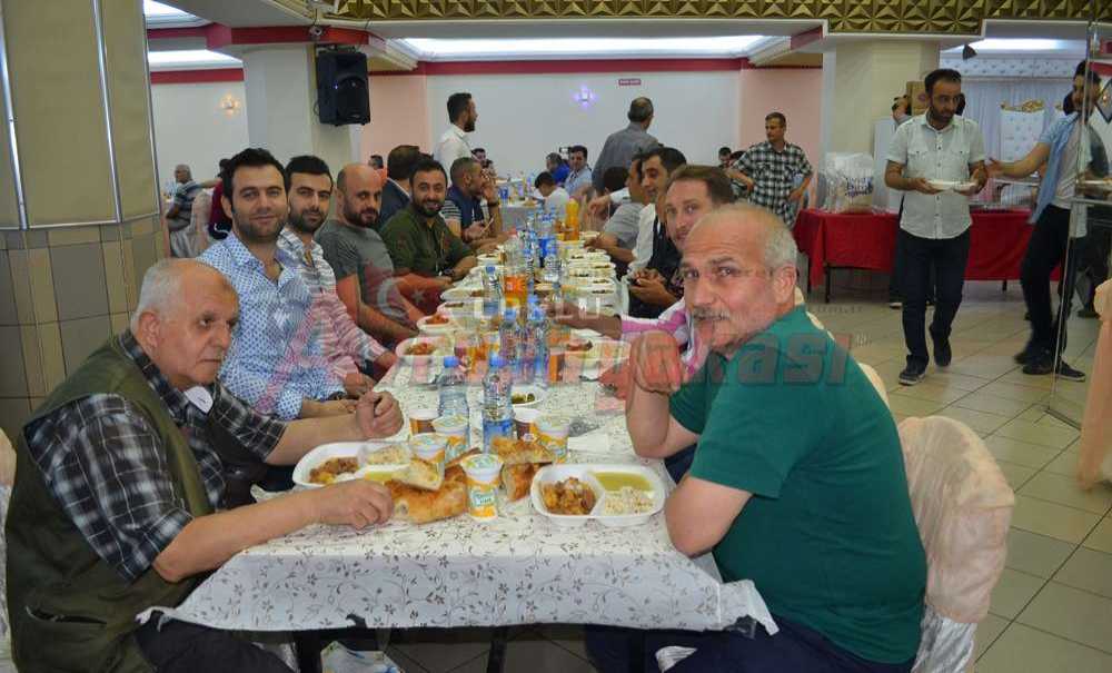 İftarda Bir Araya Geldiler