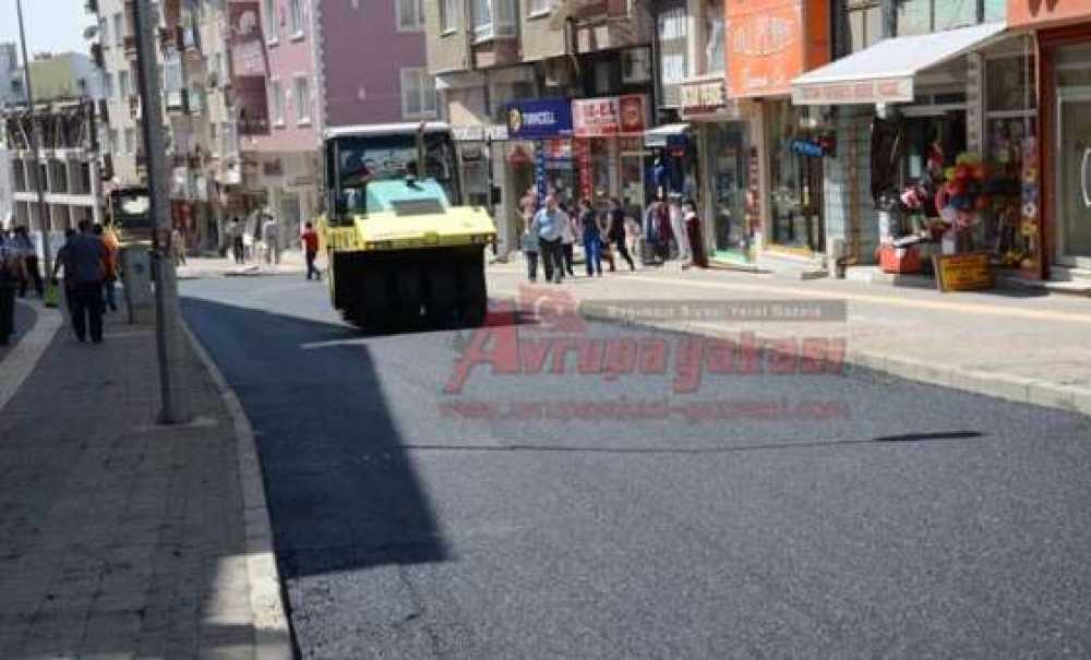 Şehit Teğmen Yavuzer Caddesi'ne Aşınma Asfaltı