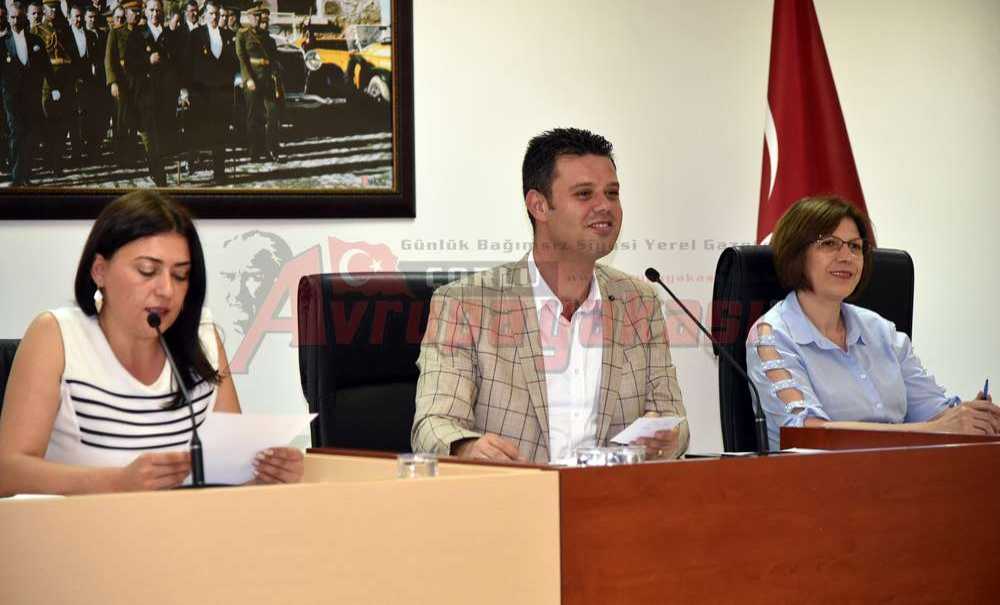 Okul Ulaşımına Neşter