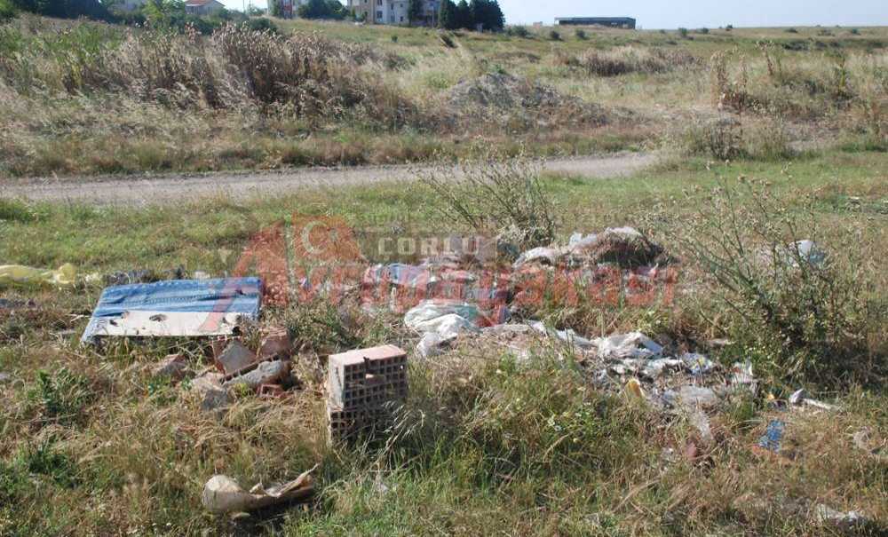 Önerler'de Molozlarla Doğa Katliamı