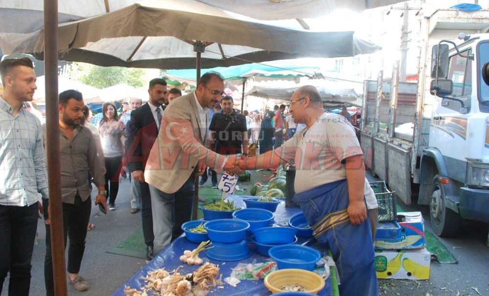 Atalay, Salı Pazarı Esnafıyla Buluştu