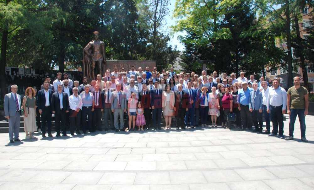 Chp'de Tam Kadro Bayramlaşma