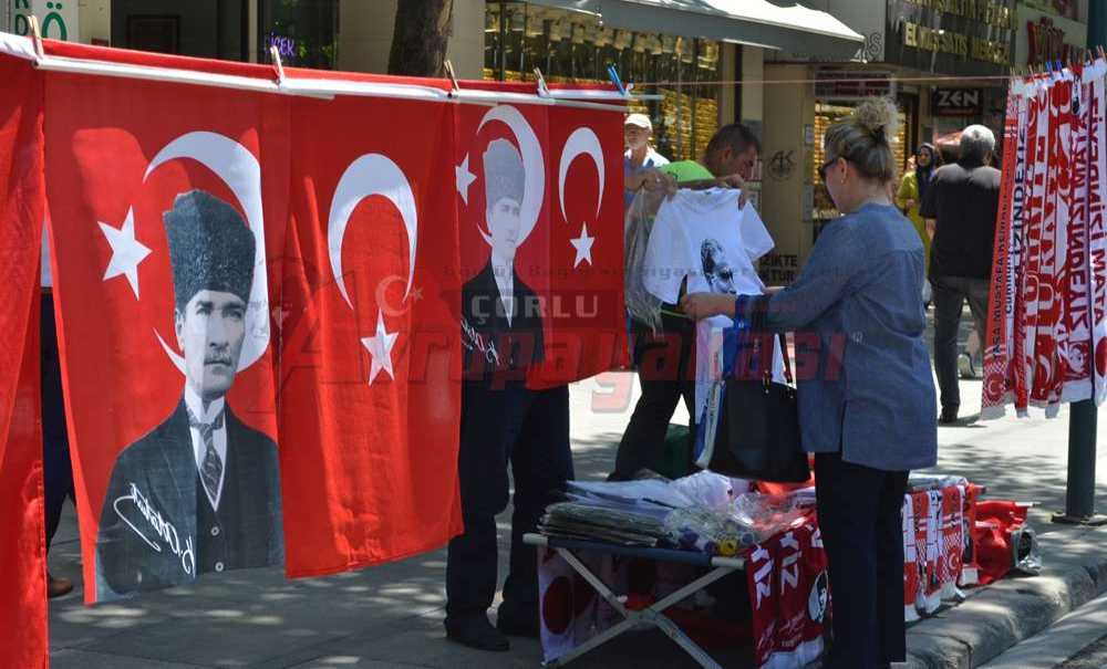 Mitingin Kazananı Onlar Oldu