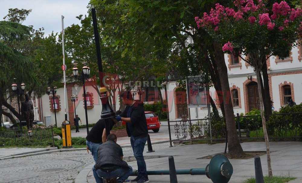 Aydınlatma Direkleri Yenileniyor