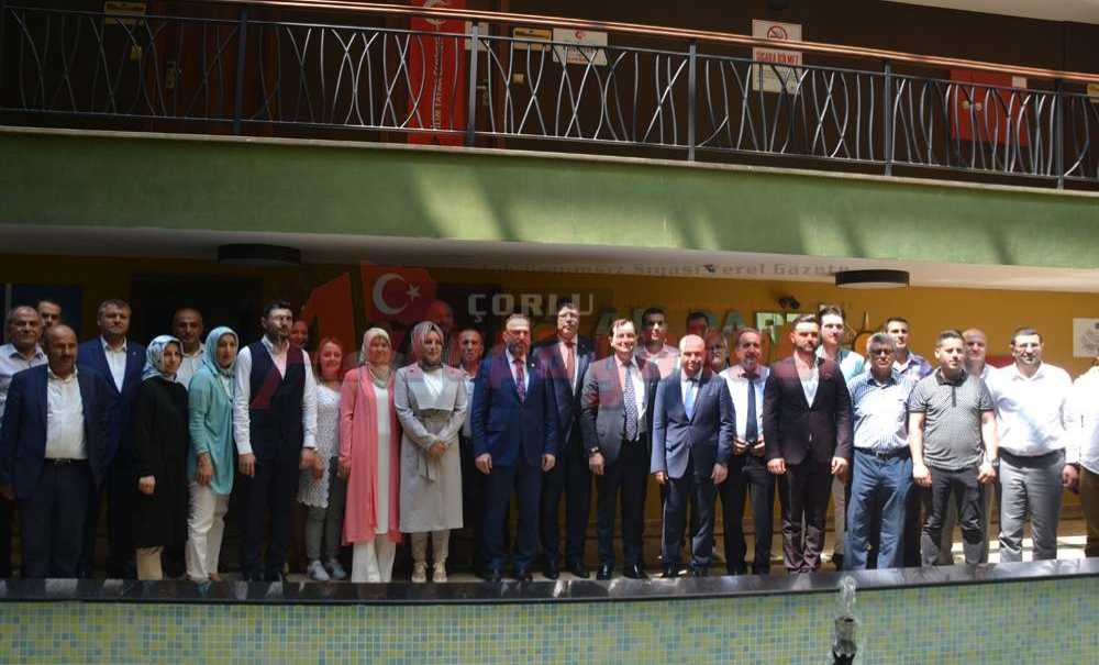 Vekillerden Teşkilata Teşekkür Ziyareti