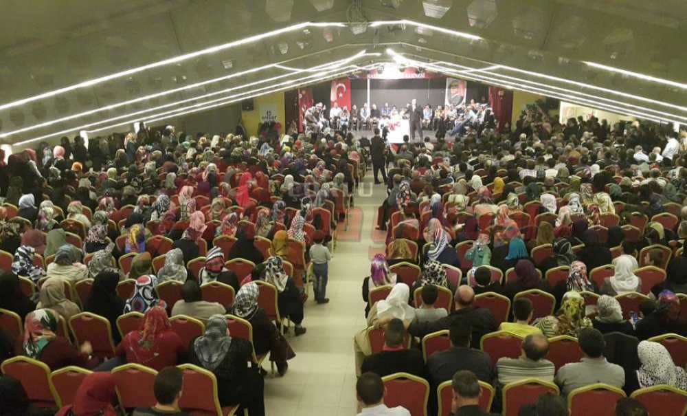 Hem Hayata, Hem Geleceğe Hem De Üniversiteye Hazırlıyor