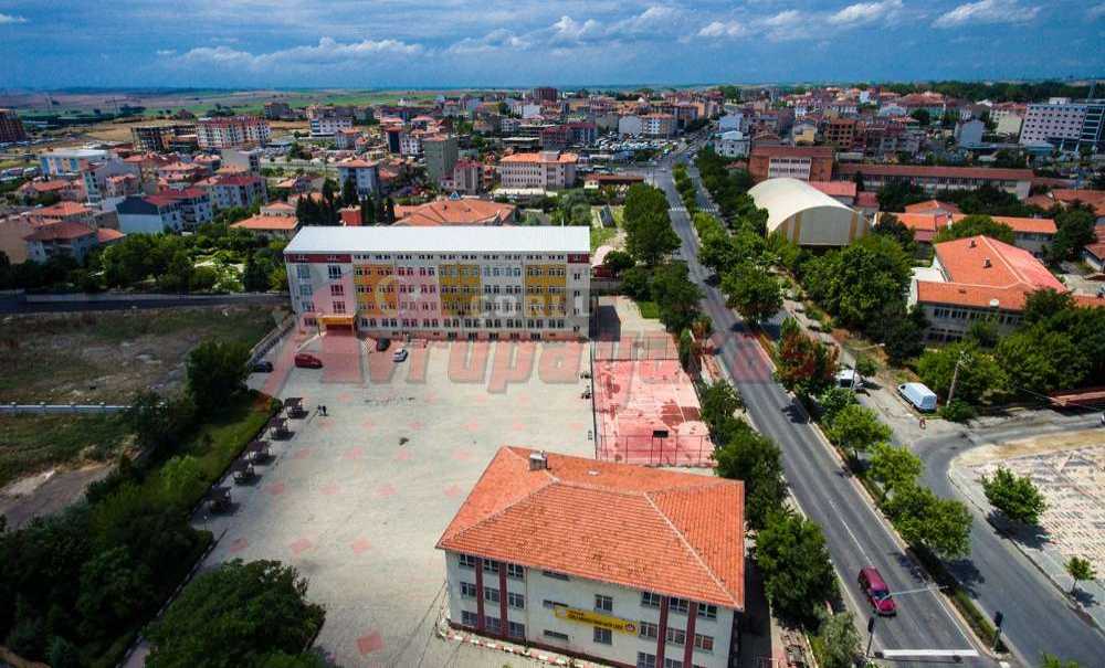 Hem Hayata, Hem Geleceğe Hem De Üniversiteye Hazırlıyor