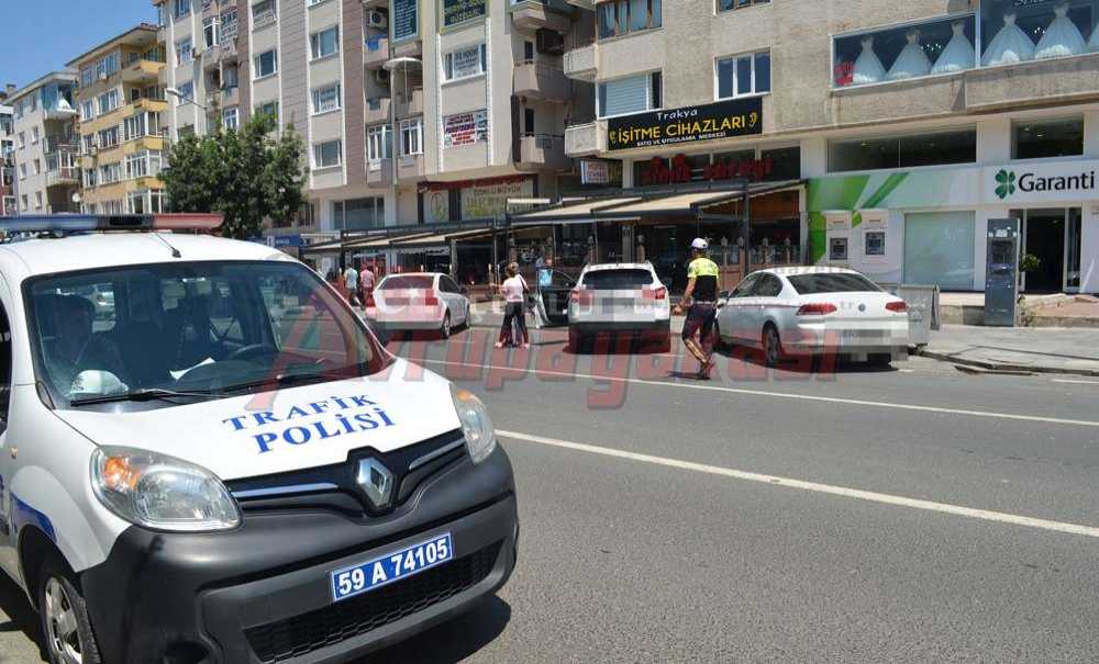 Duraklar Park Yeri Olmaktan Kurtarılamıyor