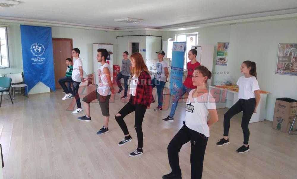 Bağımlılığa Karşı Gençliği Hareket Halinde Tutuyoruz