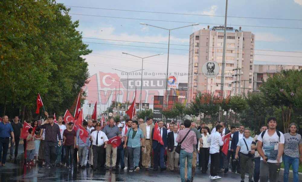Çorlu Halkının Demokrasi Yürüyüşü