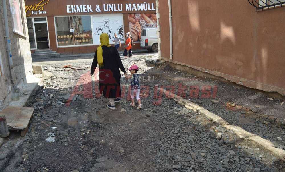 Sokağın Durumu İçler Acısı