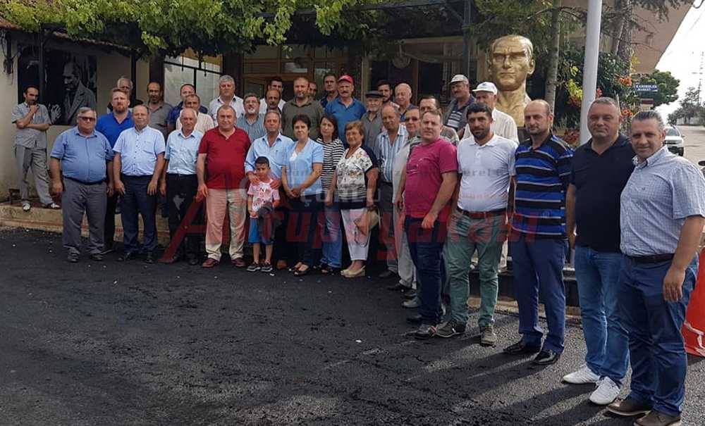 Sarılar Mahallesine Teşekkür Plaketi