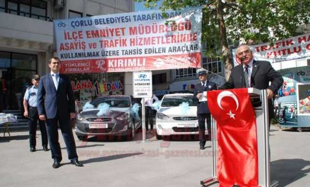 Çorlu Belediyesi 10 Aracı İlçe Emniyet Müdürlüğü'ne Teslim Etti