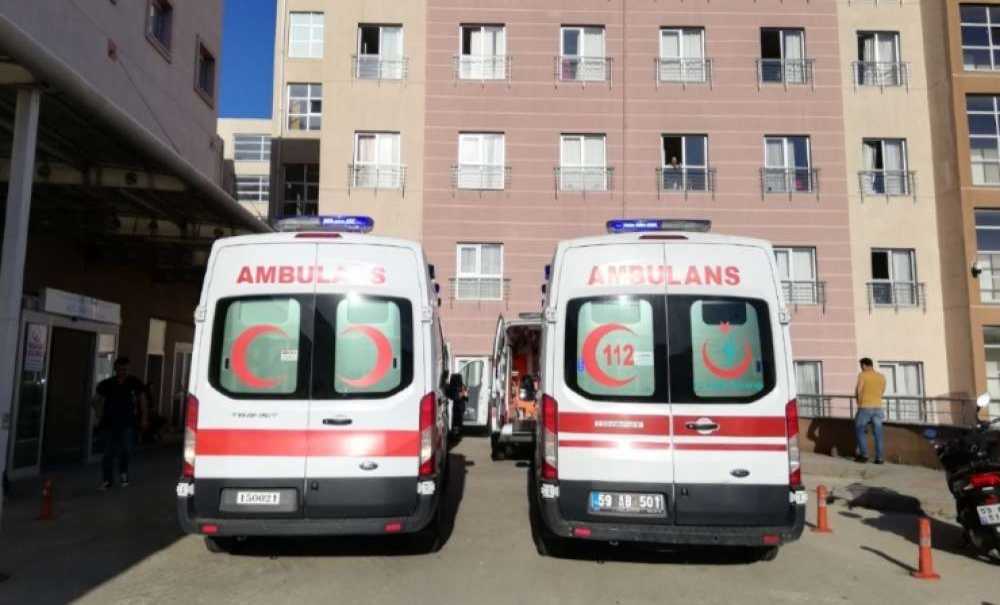 Balkondan Düşen Çocuk Ağır Yaralandı