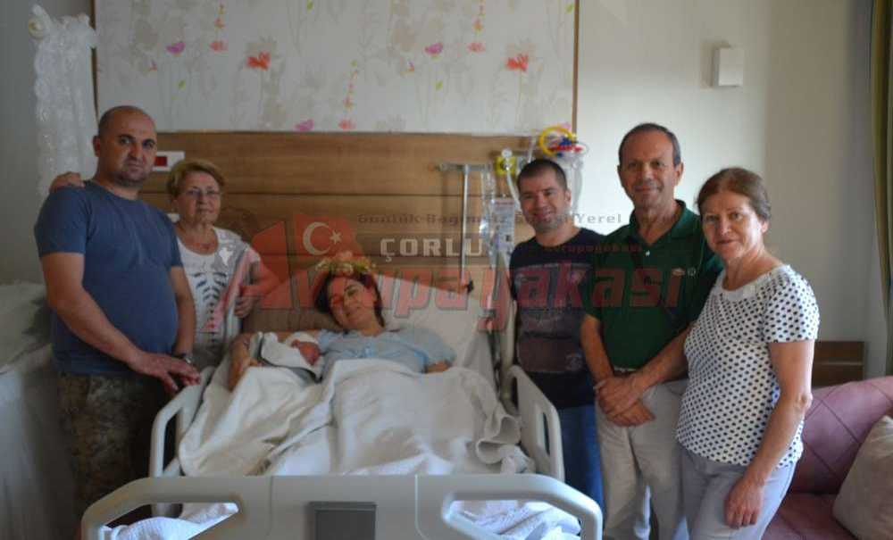 Özilhan Ailesinde Bebek Sevinci