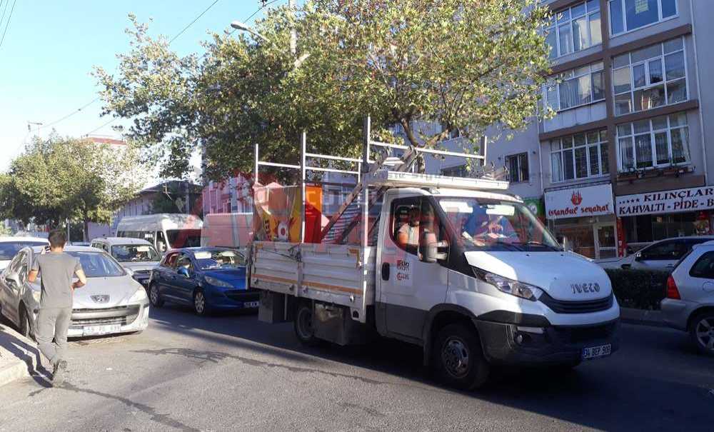 Atatürk Bulvarı'nda Trafik Kilitlendi