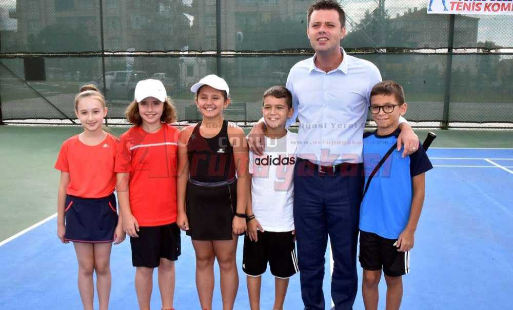 Sarıkurt Tenis Turnuvası Açılışını Gerçekleştirdi