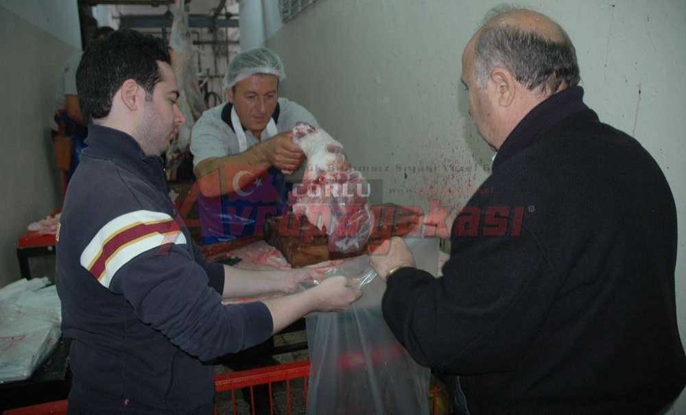 Çorlu Mezbahasında Modern Kesim