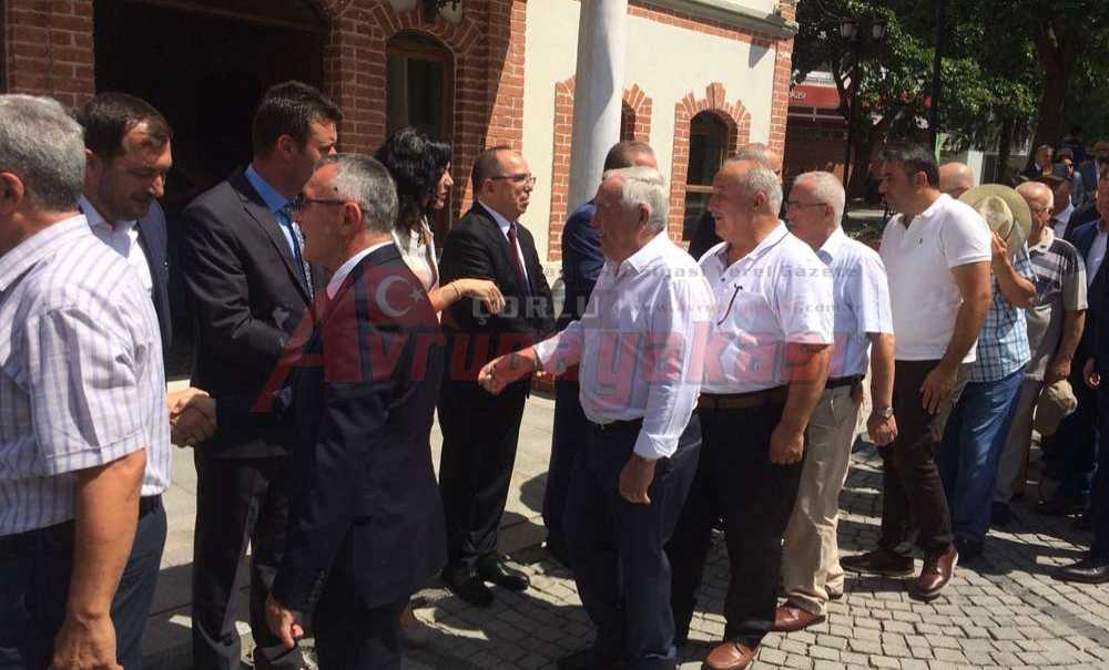 Vatandaşlarla Çorlu Protokolü Bayramlaştı