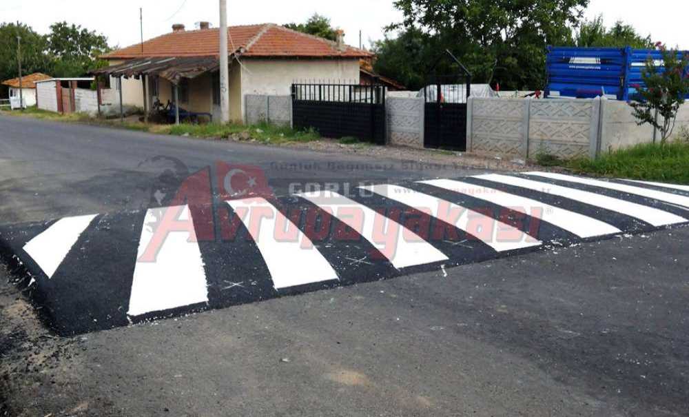 Çizgiler Belirginleşiyor