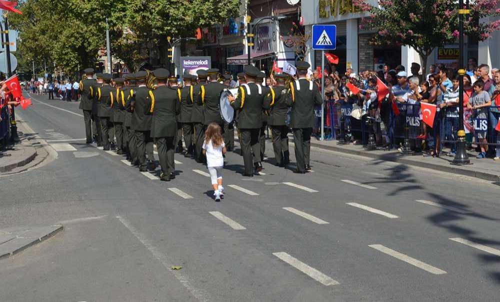 Törende Küçük Bandocu Büyük Alkış Aldı
