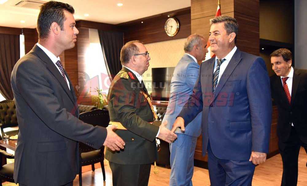 Başkan Sarıkurt'un Ilk Zafer Bayramı