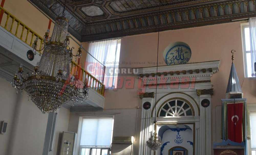 113 Yıllık Havra Camii Kimin?