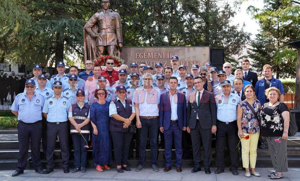 “Halkın Karşısında Değil Yanında”