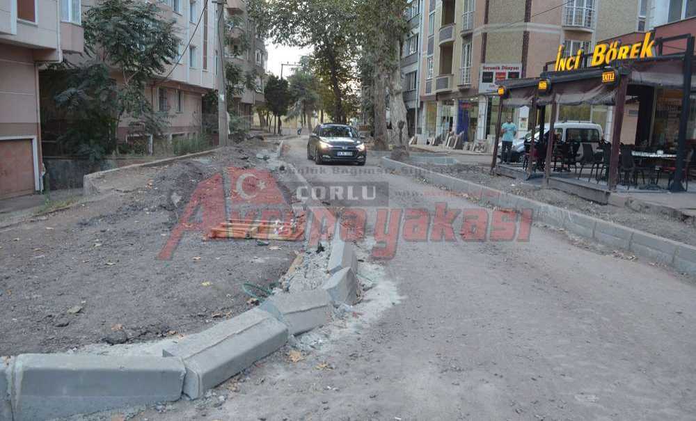 Yol Yapımı Sıkıntılı İlerliyor