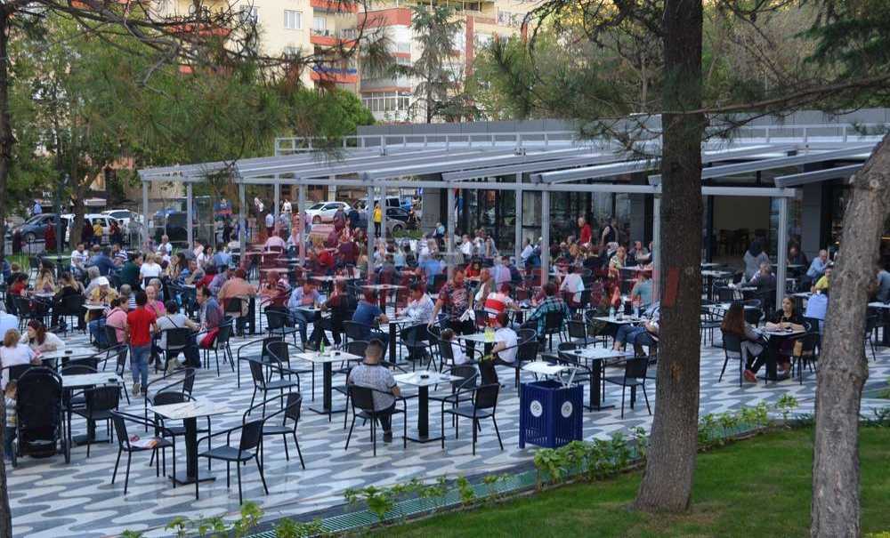 İlk Günden Doldu Taştı