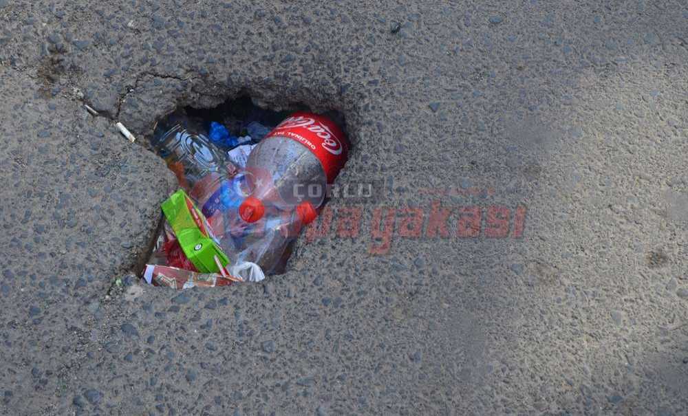 Dükkânları Lağım Fareleri Bastı