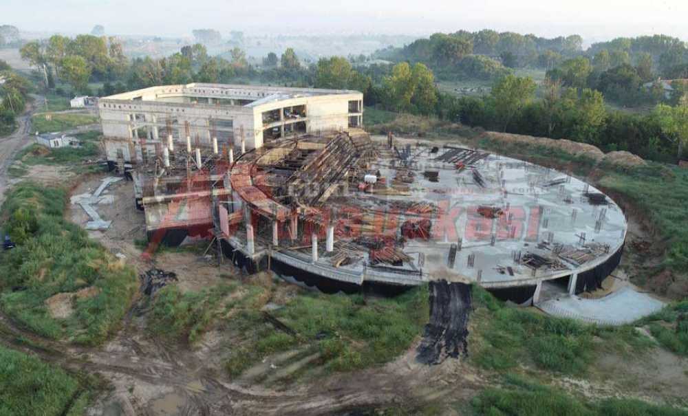 Spor Kompleksi İnşaatı Devam Ediyor