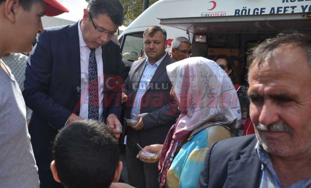 Kızılay'dan 2.000 Paket Aşure