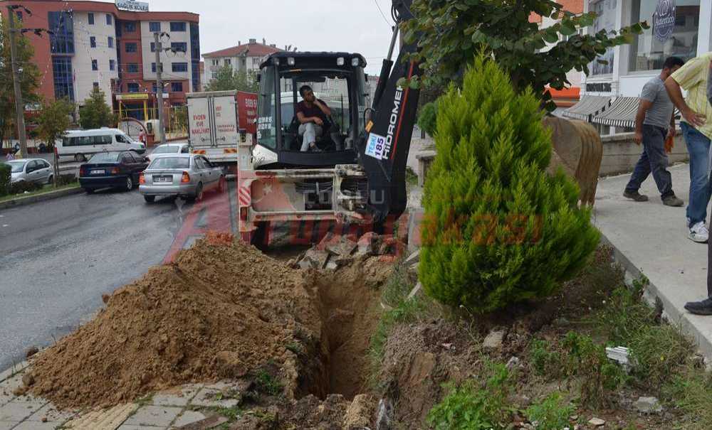 Kanalizasyon Sorunu İçin Kazdılar