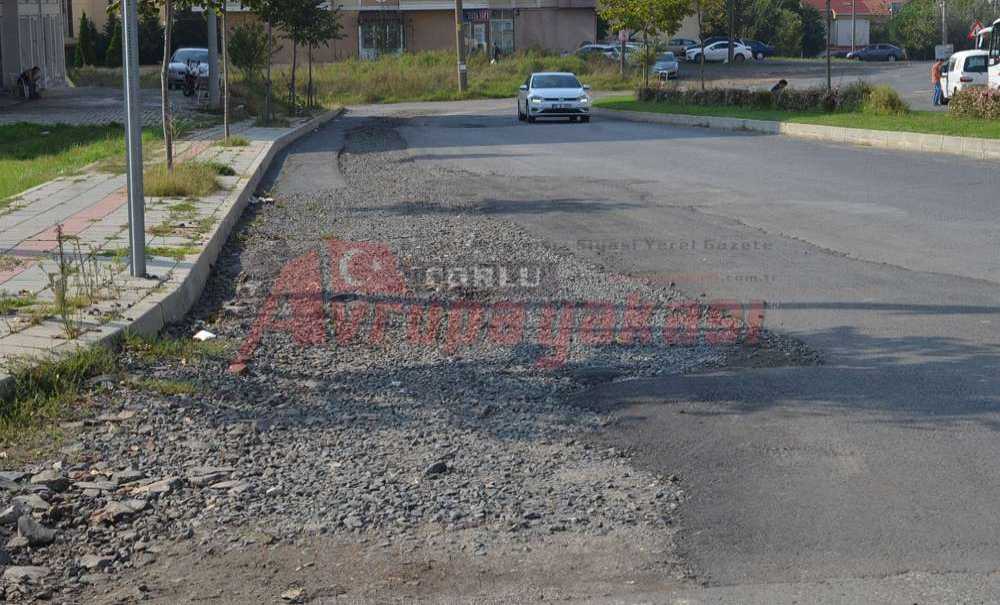 İsmet Paşa Bulvarı Asfaltlanmayı Bekliyor