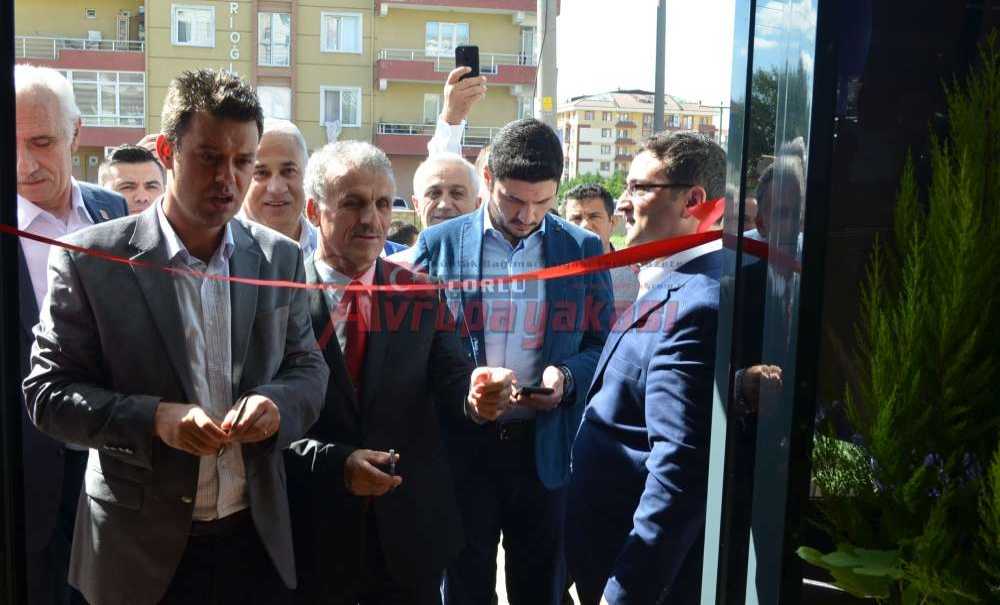 Görkemli Bir Törenle Açıldı