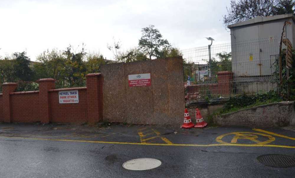 “Bu Giriş Neden Kapalı, Yoksa Unutuldu Mu?”