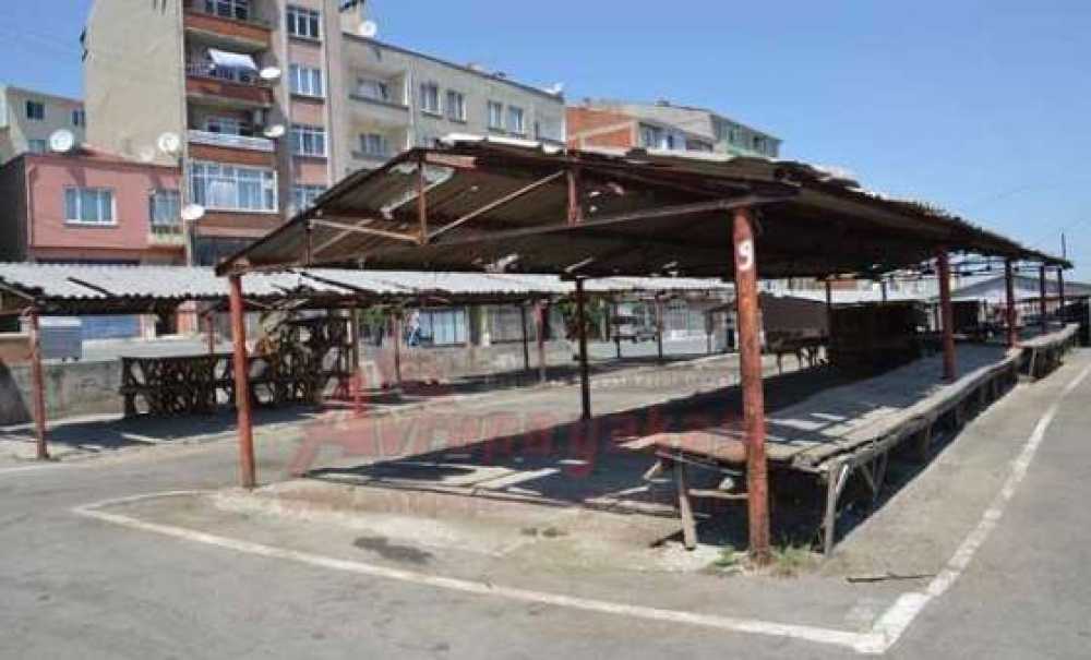 Perşembe Pazarının Olduğu Yere Kapalı Pazar Yapılacak
