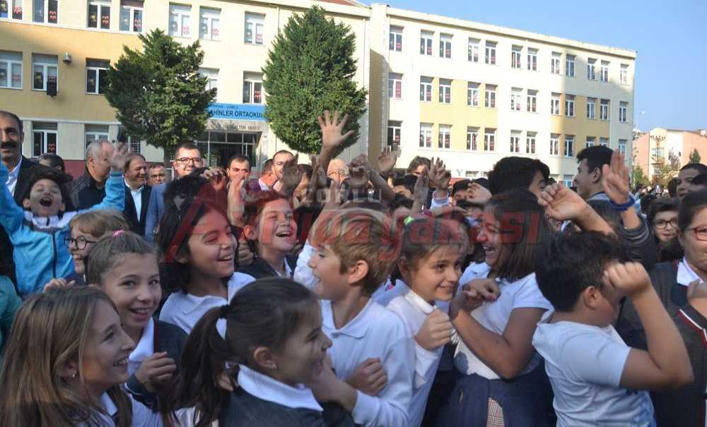 Bilim Şenliği Şahinler'de Açıldı