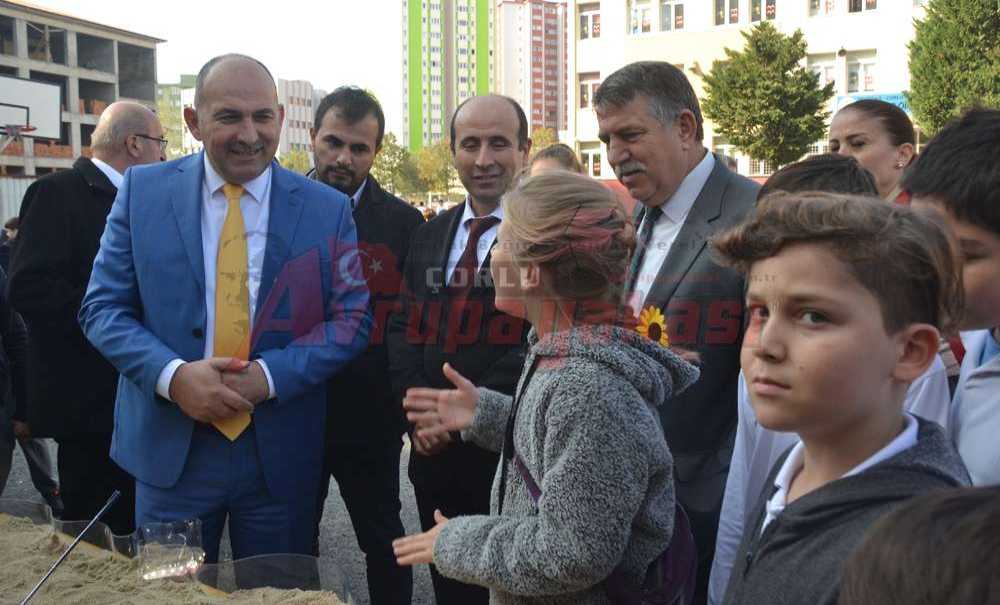 Bilim Şenliği Şahinler'de Açıldı