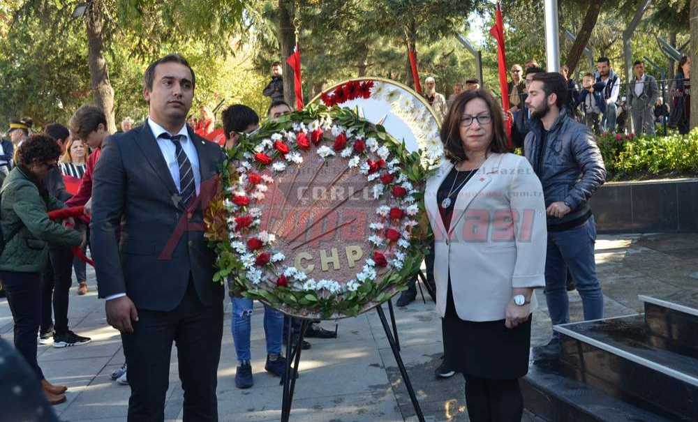 Anıta Çelenk Sunuldu
