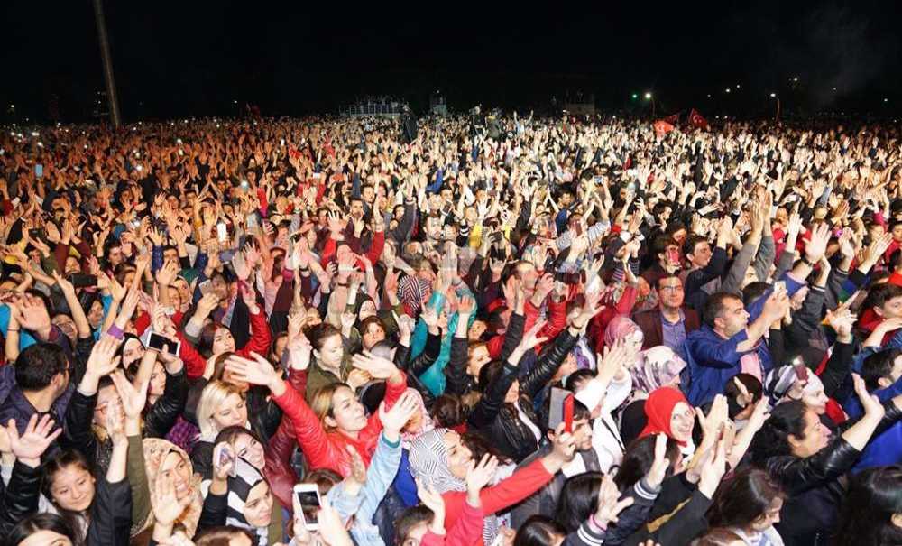 Çorlu Ferhat Göçer'le Coştu
