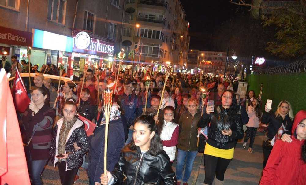 Bengü Çorlu'yu Coşturdu