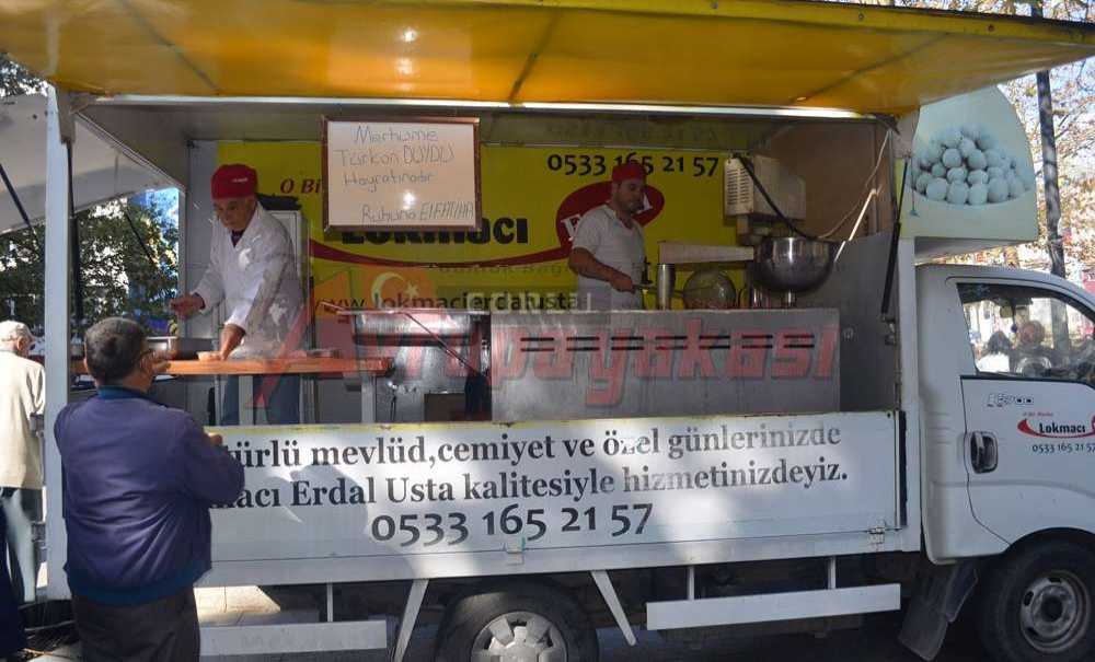 Türkan Duydu İçin Lokma Dağıtıldı