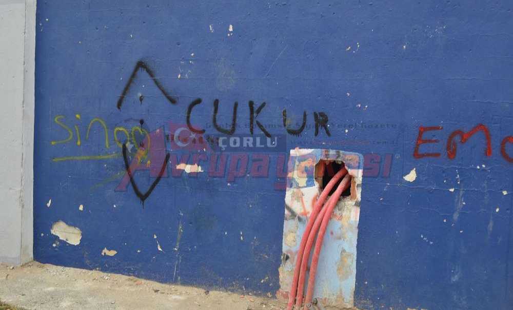 Yazı Yazılmasına Vatandaş Tepki Gösterdi