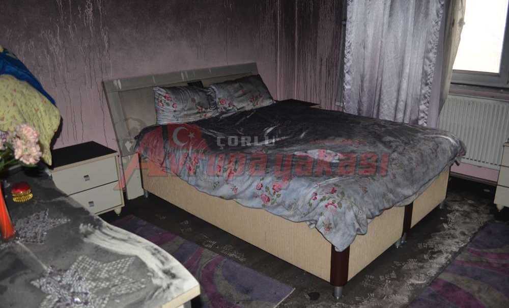 Evi Yanan Fabrika İşçisi, Yardım Bekliyor