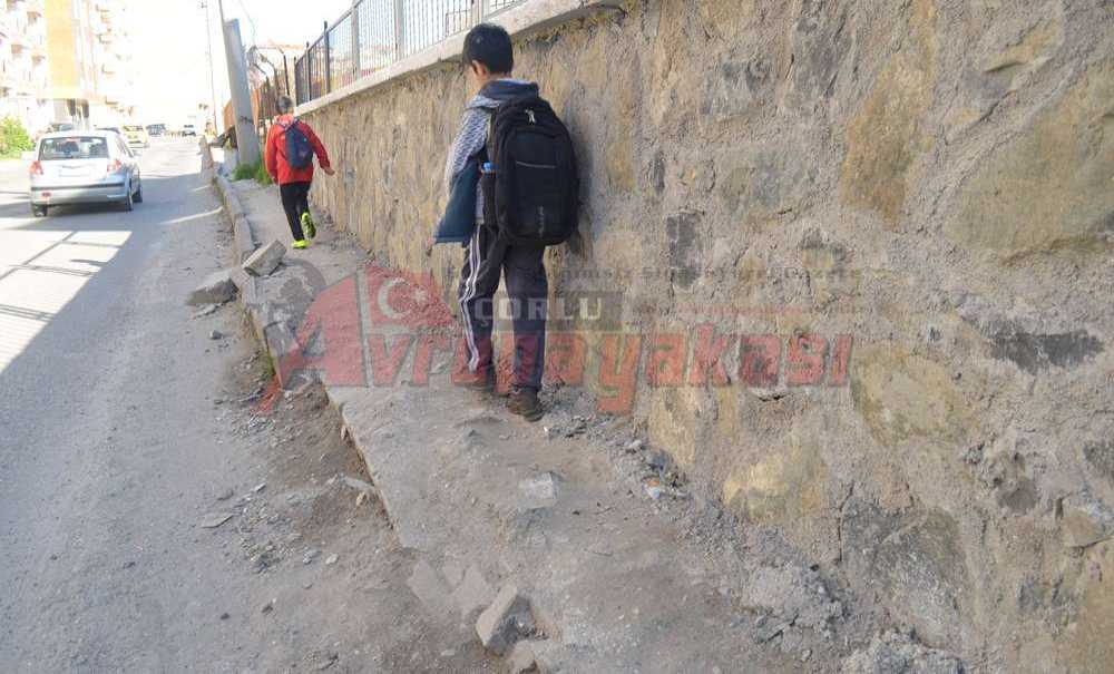 Caddenin Yeni Halinden Vatandaş Memnun