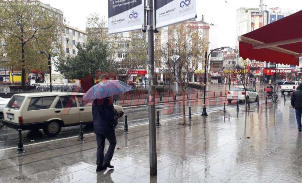 Yağmur Hayatı Olumsuz Etkiledi